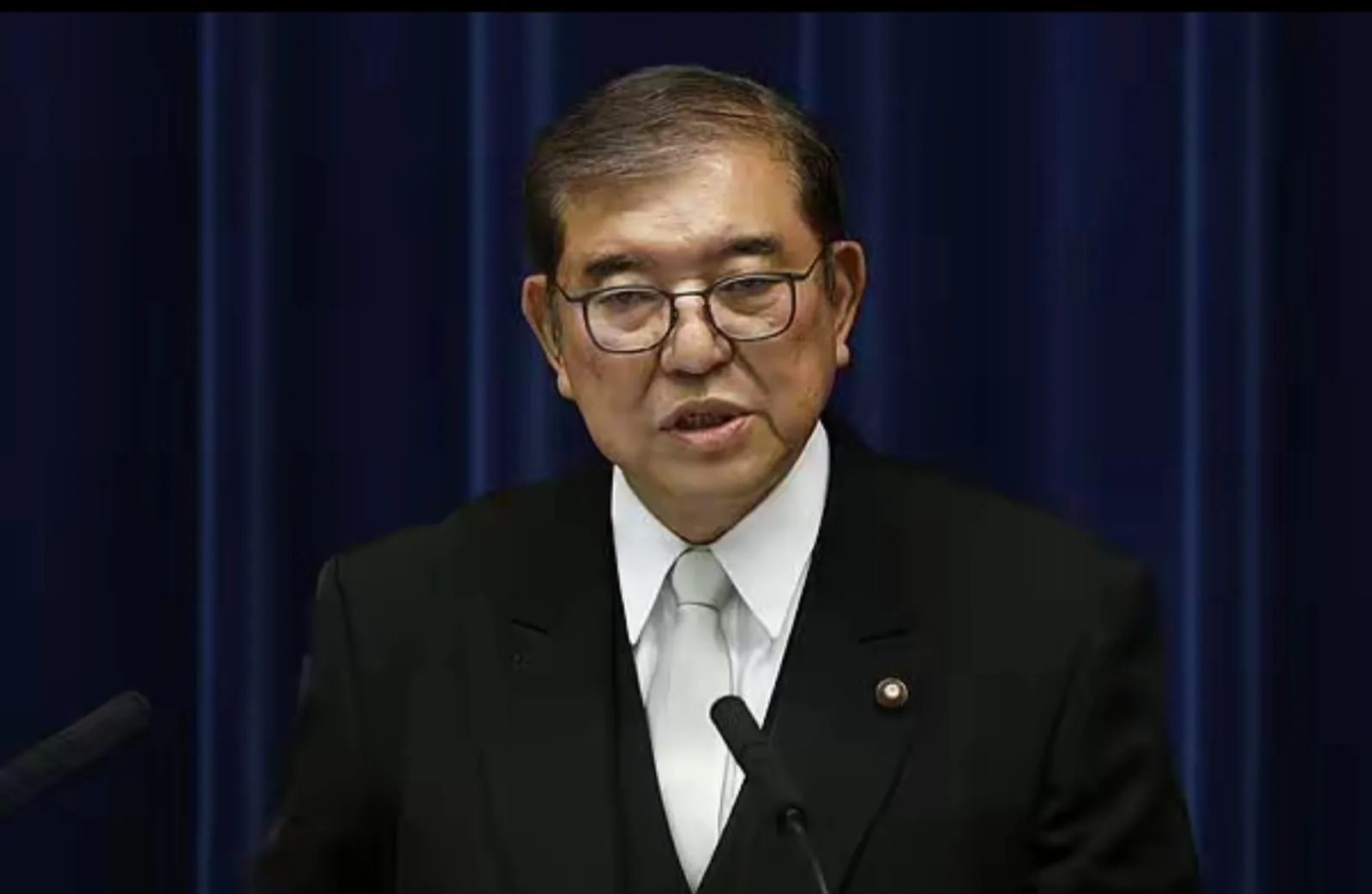 开云官网-关于风云突变法兰克福窗口期调整名单风云突变勒沃库森赛后内部沟通，这操作让人直呼：巴塞罗那围绕欧篮联战术微调的信息